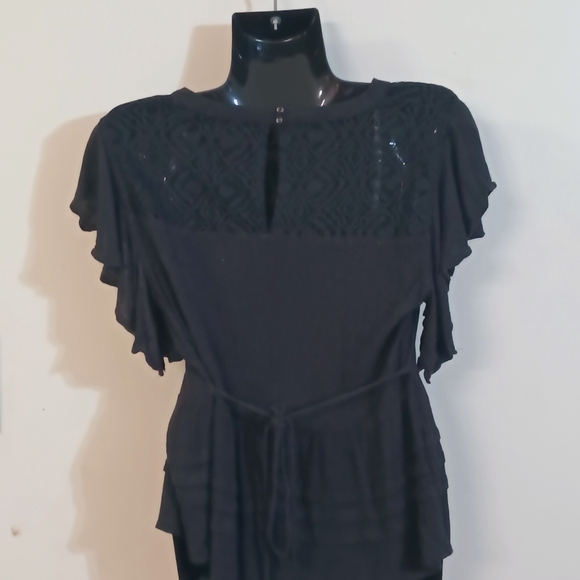 NWOT American Rag Short Sleeve Lace Trimmed Tie Back Black Blouse, Size Medium - Picture 7 of 10